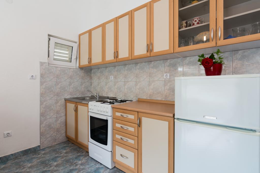 Apartments Mirko Vinišće Szoba fotó