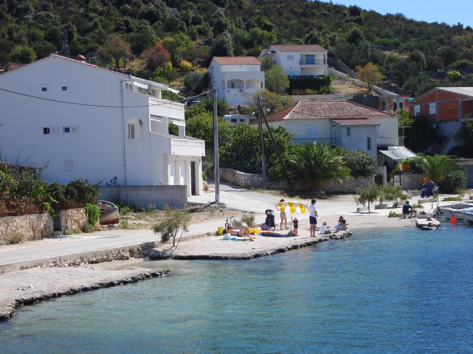 Apartments Mirko Vinišće Kültér fotó